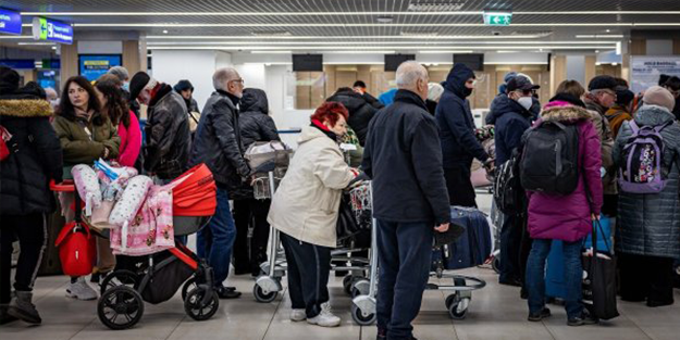 Rusya'dan Kazakistan'a 98 bin kişi geldi