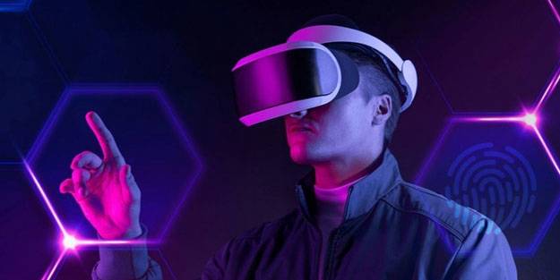 Rusya'dan kritik Metaverse uyarısı