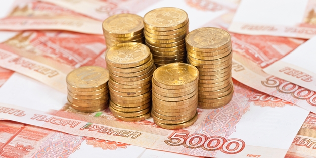 Rusya'dan ruble itirafı: Bu özelliğini kaybetti