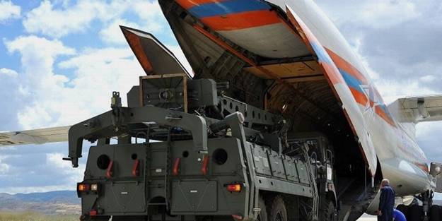 Rusya'dan S-400 açıklaması! Türkiye'ye transfer başladı