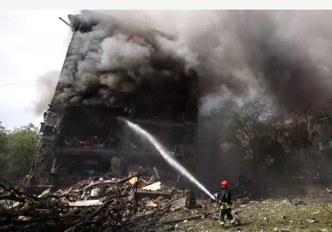 Rusya’dan SON DAKİKA saldırısı! Hipersonik füze ateşledi Ukrayna’da 20 ölü…