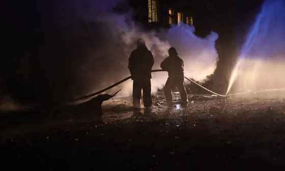 Rusya'dan Yujnıy Limanı'na bir saldırı daha! Yakıt depoları hedef alındı