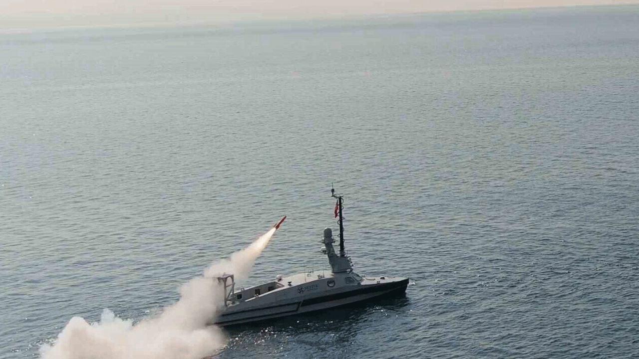 Rusya'nın en korktuğu silah! Türkiye KUZGUN'u MARLİN'den ateşledi