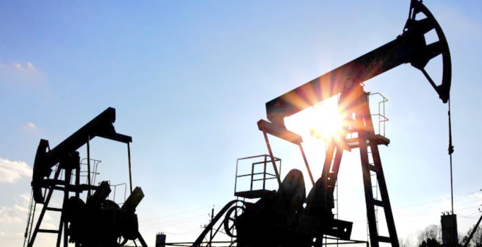 Rusya'nın petrol geliri 4 ayda yüzde 35,8 düştü