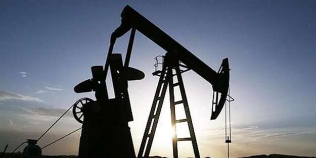 Rusya’nın petrol ve doğalgaz gelirleri eridi