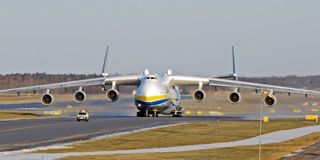 Rusya'nın yok ettiği AN-225 uçağı ilk kez görüntülendi!