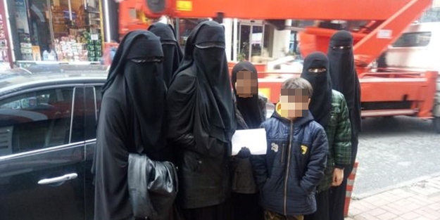 Rusya'ya skandal iade! Çeçen komutanın emanet bıraktığı eşi ve çocukları ölüme gönderiliyor