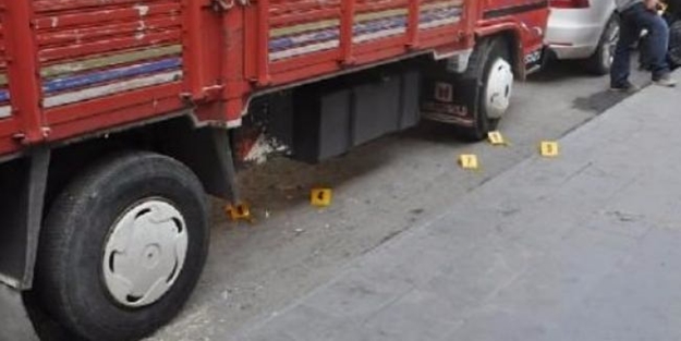 Rüyasında döven akrabasına kurşun yağdırdı