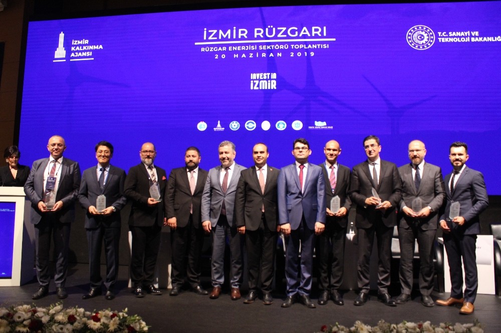 Rüzgar enerjisi sektörü İzmir’de buluştu 