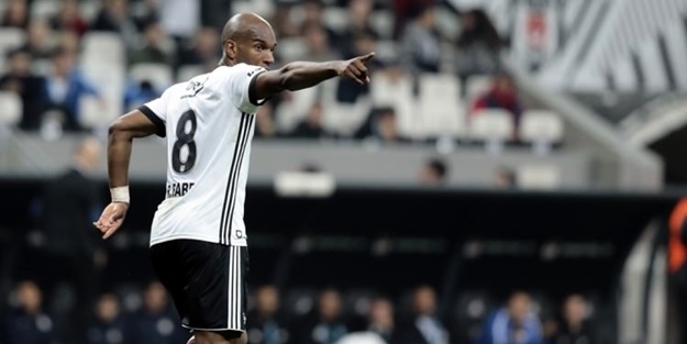 Ryan Babel Beşiktaş tarihine geçti