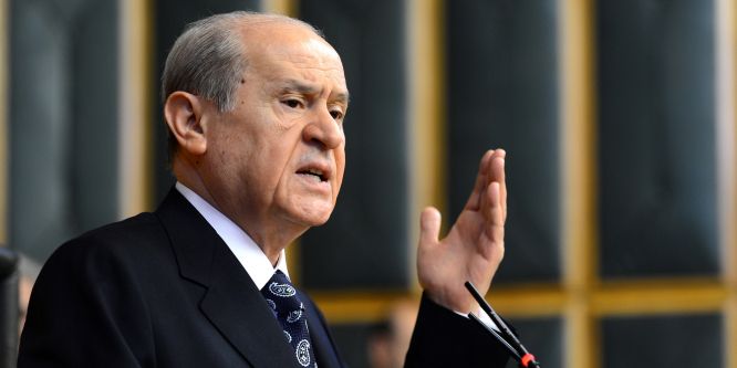 Devlet Bahçeli, ’evet’ kamyanyası yapacaklarını söyledi.