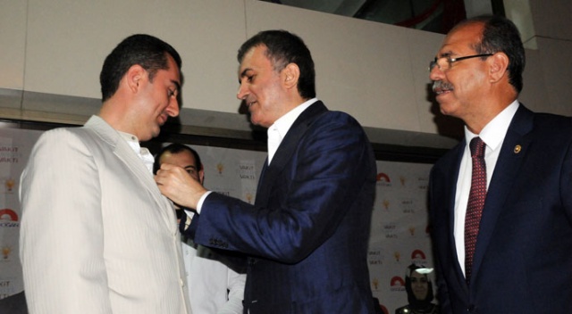 Saadet Partili başkan istifa edip AK Parti'ye geçti