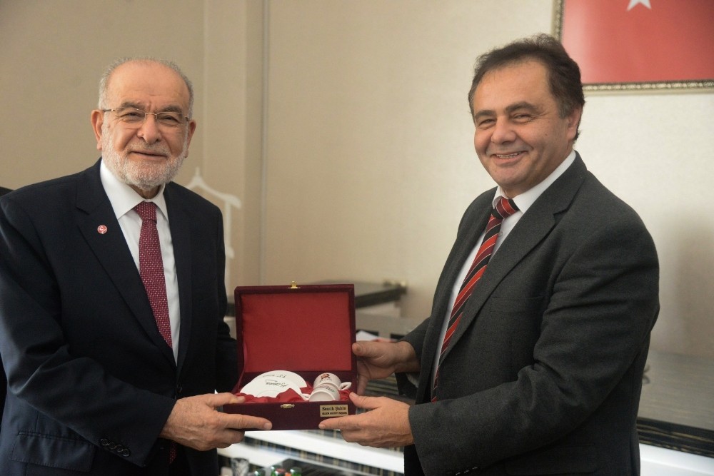 Saadet Partisi Genel Başkanı Karamollaoğlu Başkan Şahin’i ziyaret etti 