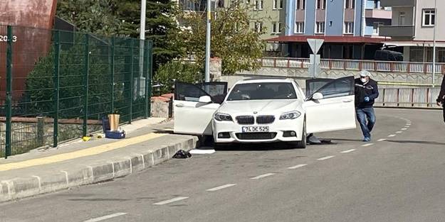 Saadet Partisi İl Başkanı aracında ölü bulundu