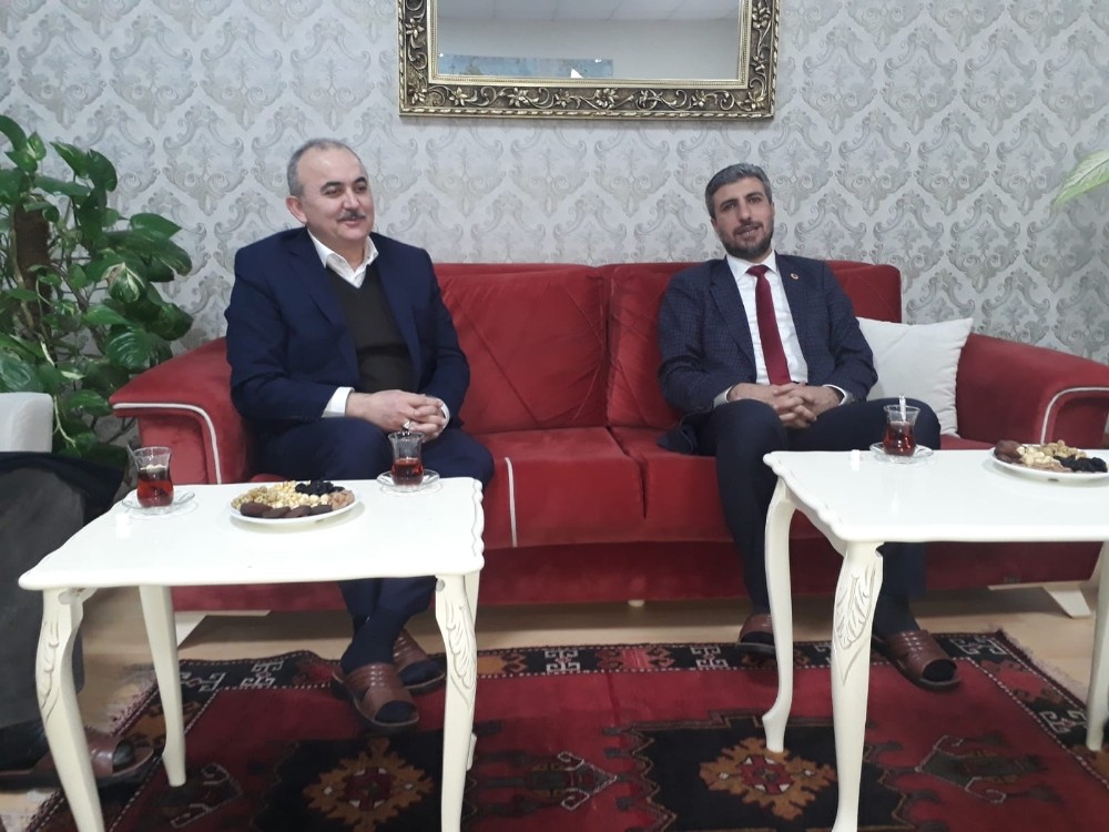 Saadet Partisi STK’lar ile istişareye önem veriyor 