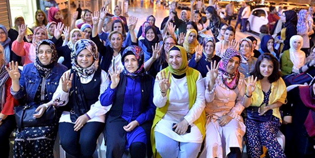 Saadet Partisi'nden AK Parti'ye katıldılar