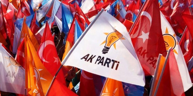 Saadet'in adayı AK Parti'ye katıldı