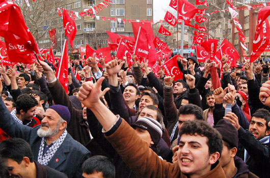 Saadetli dindarlar bu işe ne der acaba? Hadi cevap verin bakalım