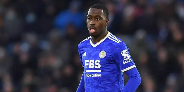 Saatler sonra bombayı patlatacak: Fenerbahçe O oyuncu için pusuya yattı! Yakın takip başlatıldı!