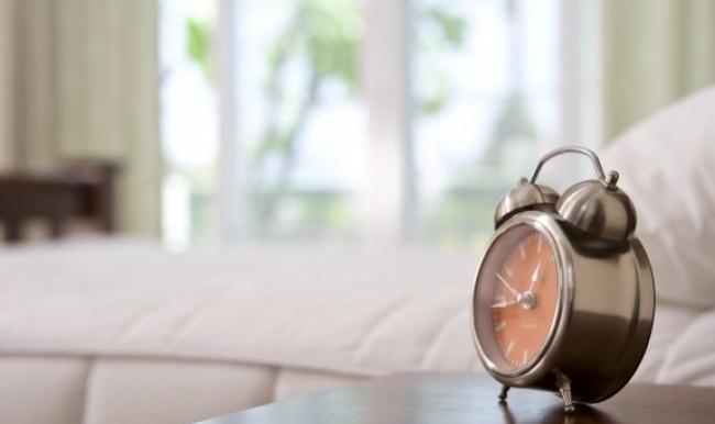 Sabah daha kolay uyanmanızı sağlayacak yollar!