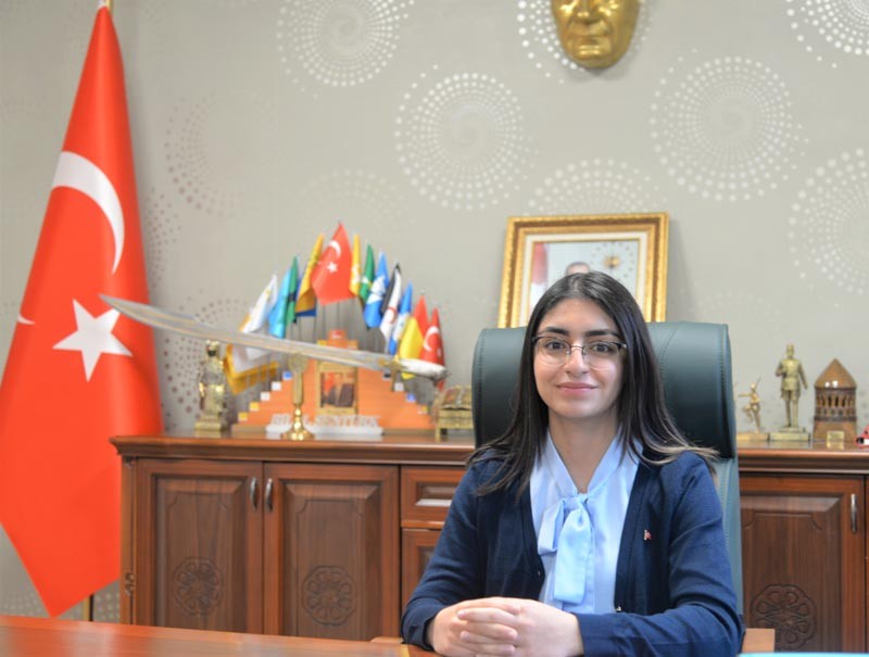 Sabah evinden alınan Selcan, tüm gün Bilecik’i yönetti 