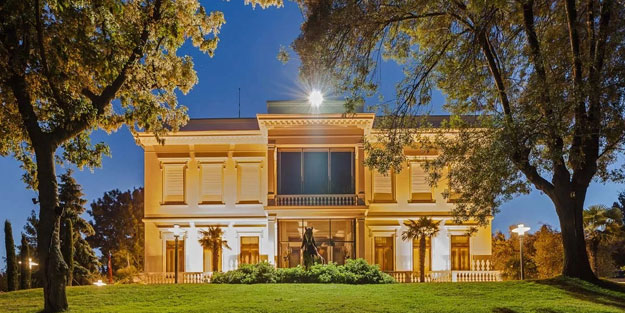 Sabancı ailesini karıştıran köşk! 200 milyon lira ödenmedi