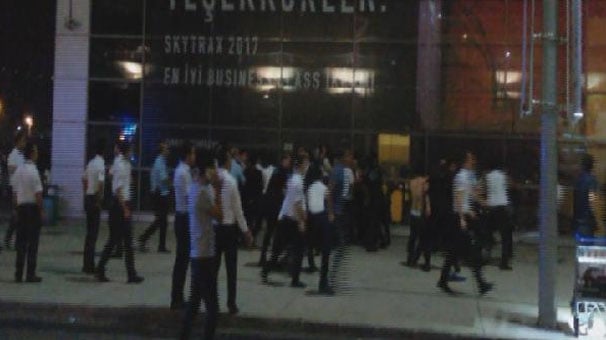 Sabiha Gökçen savaş alanına döndü: 5 yaralı!