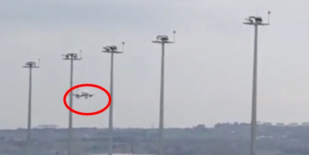 Sabiha Gökçen'de büyük panik! Uçak havadayken pilot bilincini kaybetti