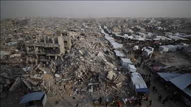 Sabotaj iddiaları gündeme geldi! Gazze’de gıda depolarında büyük yangın