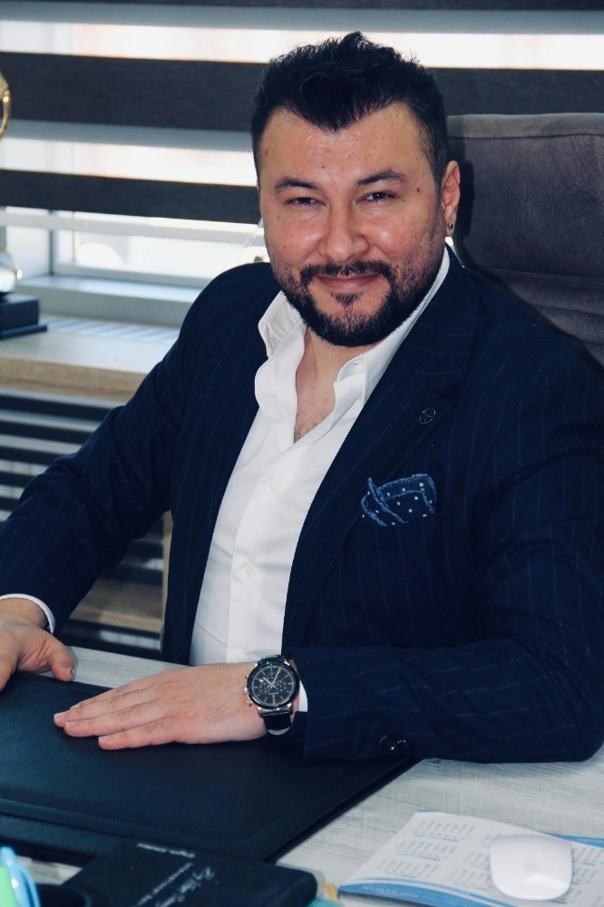 Saç dökülmesi kadınları da etkiliyor 