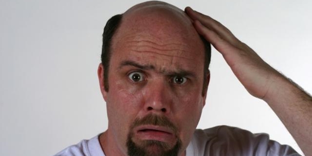 Saç dökülmesinden muzdarip olanlar dikkat! İşte dökülmeyi durduran yiyecekler…