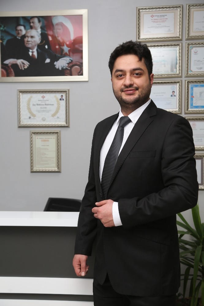 Saç dökülmesine Mezoterapi ve PRP uygulaması 