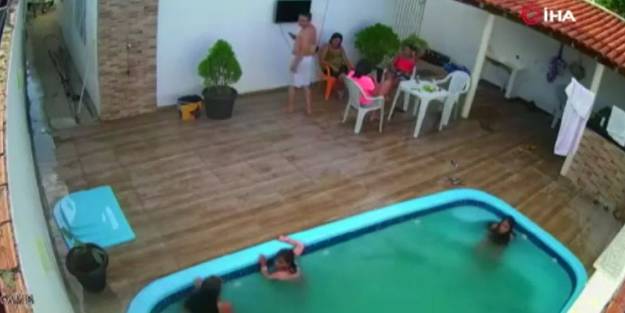 Saçları yüzme havuzunun filtresine takıldı! Ölüm kalım mücadelesi kamerada