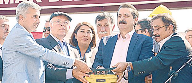 Saçma projeye taraflar tepkili