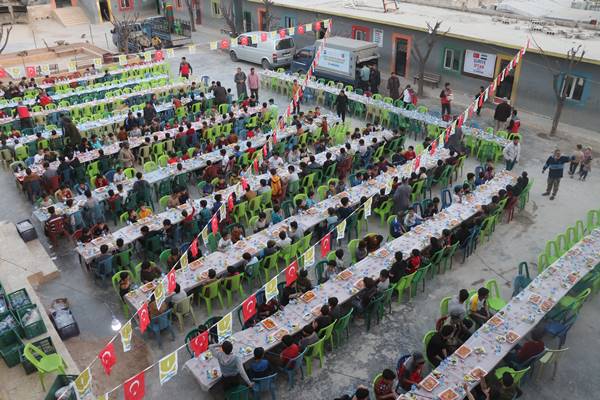 Sadakataşı 27 ülkeye Ramazan yardımı ulaştıracak