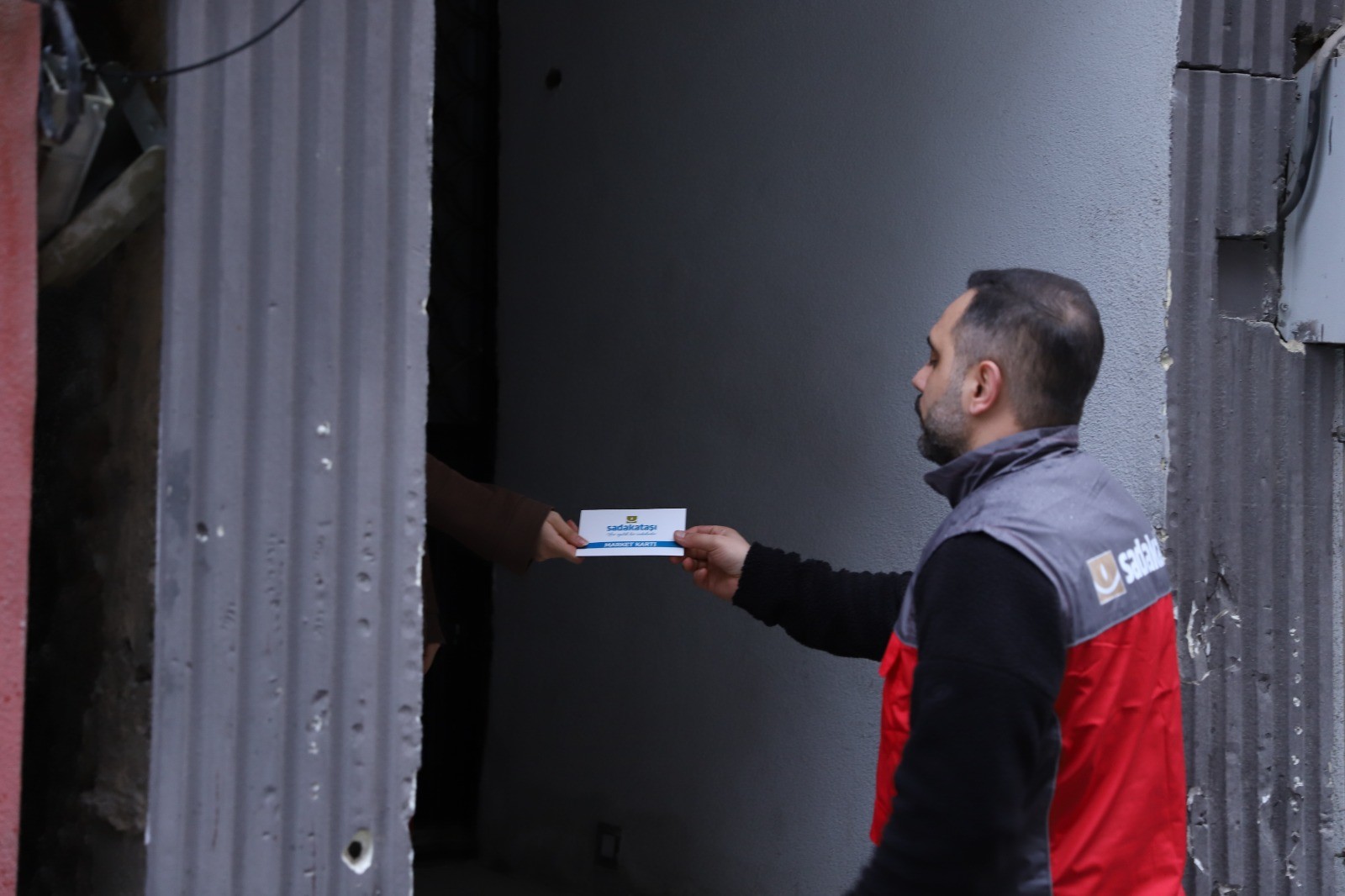 Sadakataşı 30 ülkeye Ramazan yardımı ulaştırdı