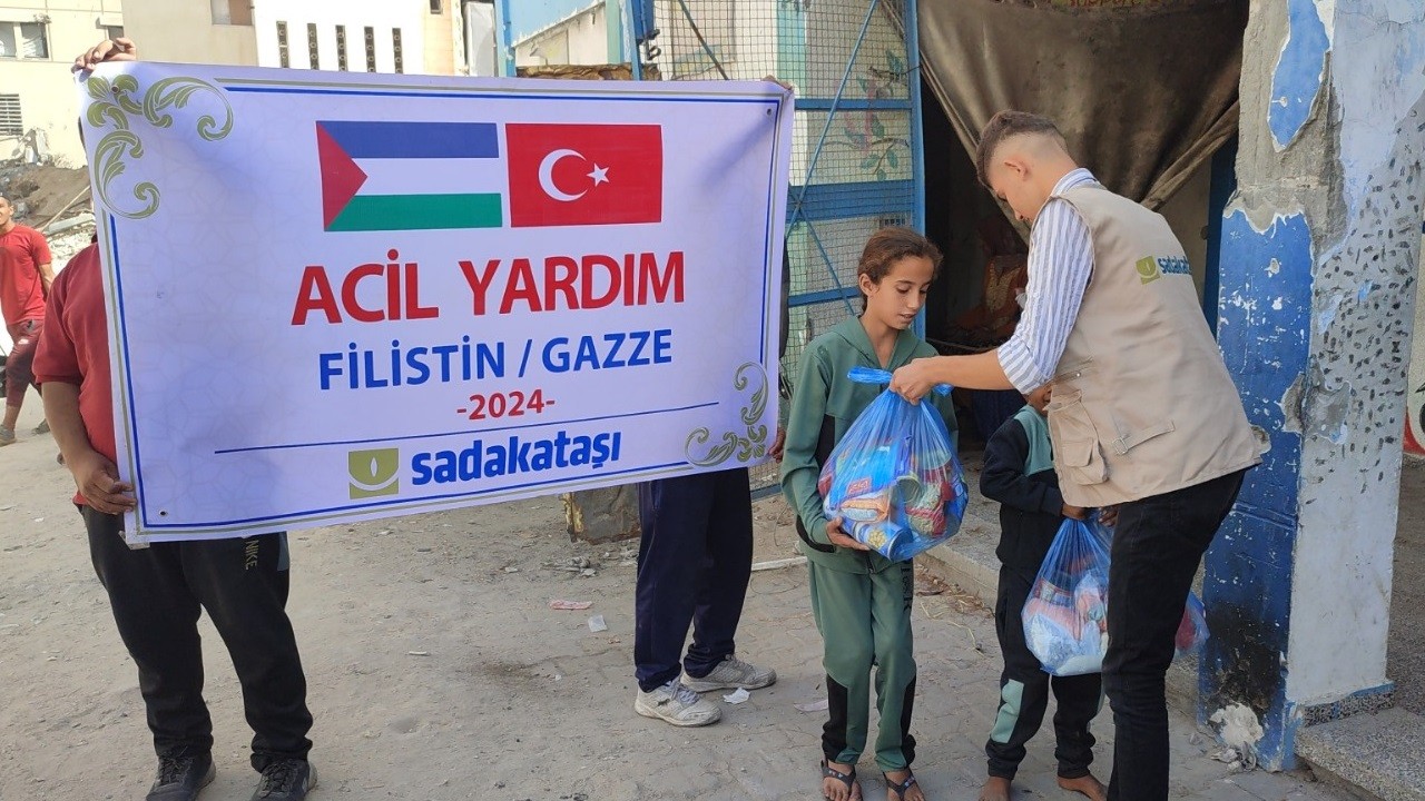 Sadakataşı Cebaliye bölgesine acil yardım ulaştırdı