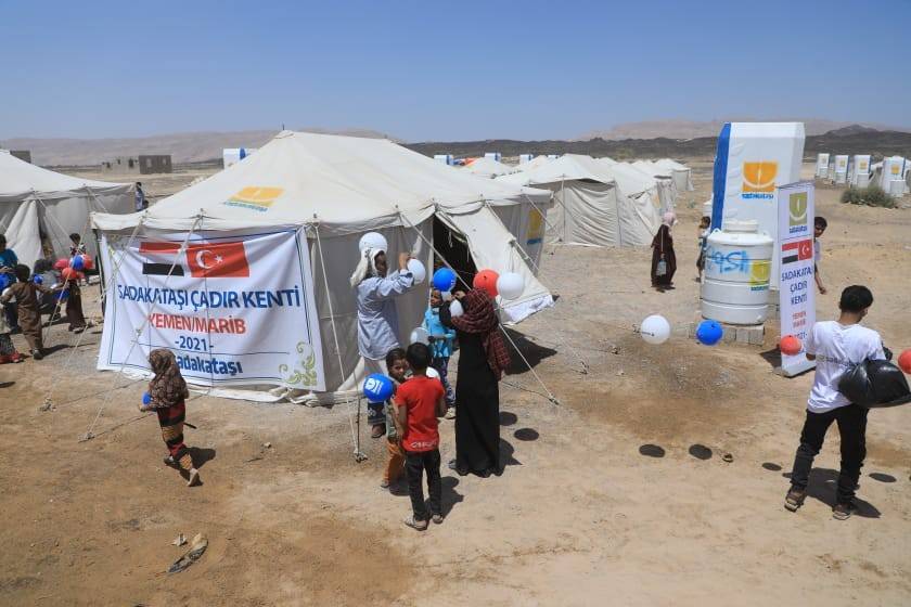 Sadakataşı Yemen’de çadır kent açılışı gerçekleştirdi