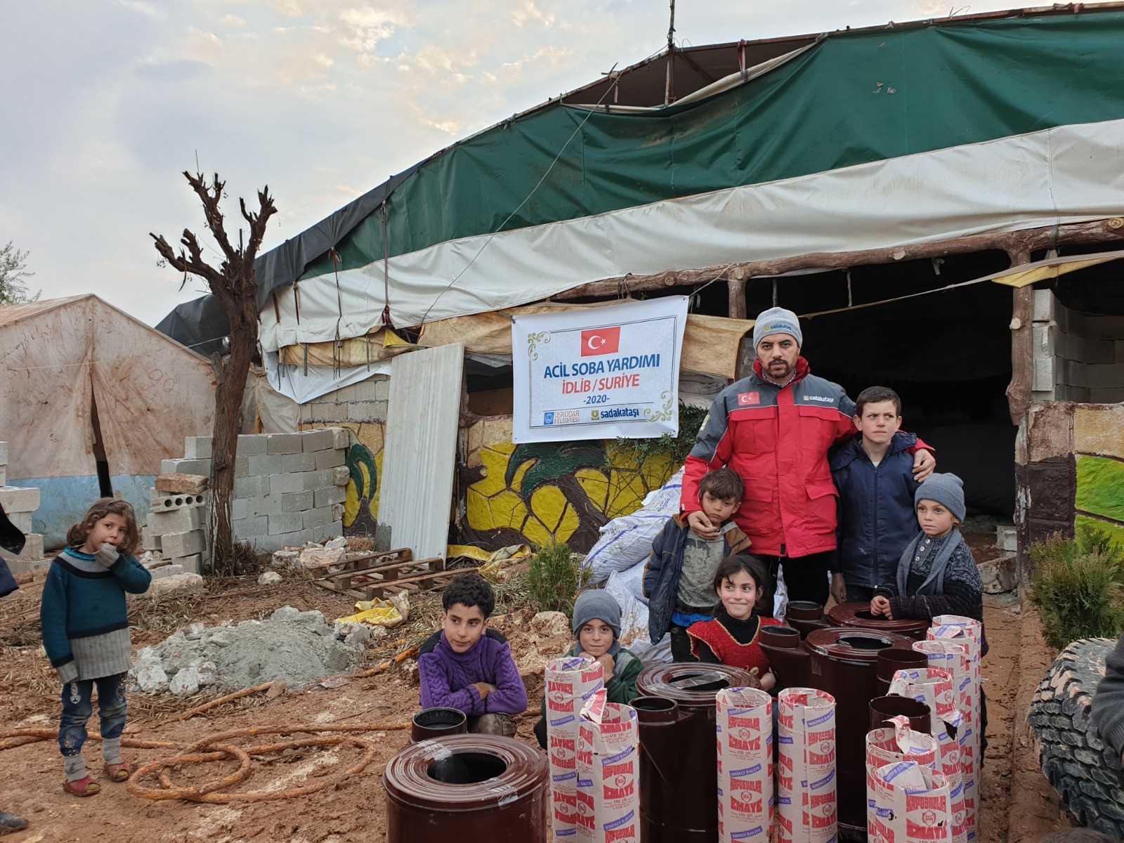Sadakataşı’ndan İdlib’e acil yardım