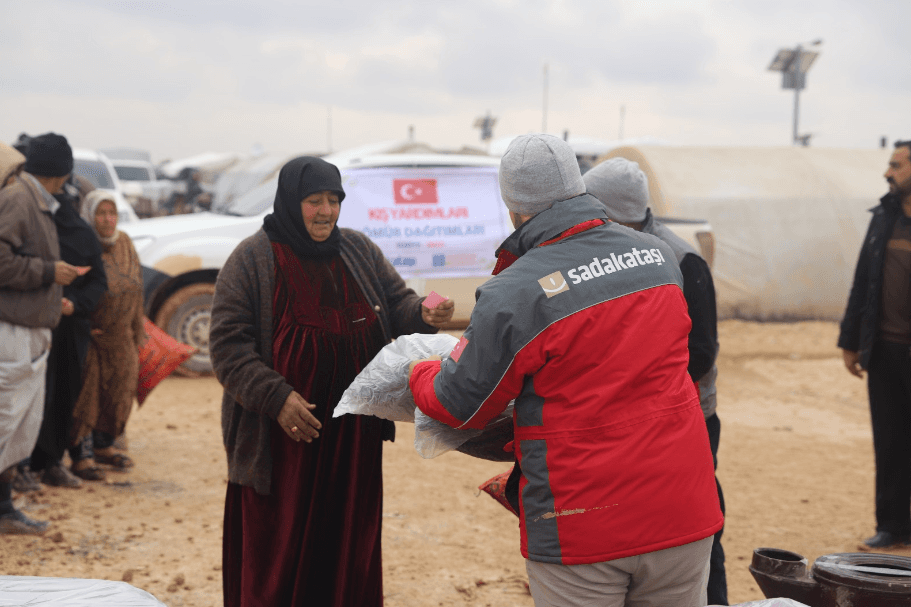 Sadakataşı’ndan Suriye’ye acil yardım