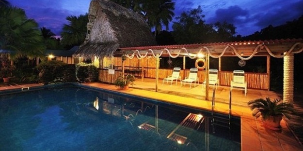 Sadece 150 TL'ye otel sahibi oldu! Bakın nasıl...