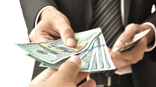 Sadece TL düşmüyor