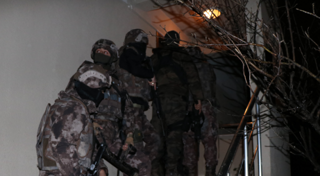 Şafak vakti narkotik operasyonu: 40 kişi gözaltına alındı