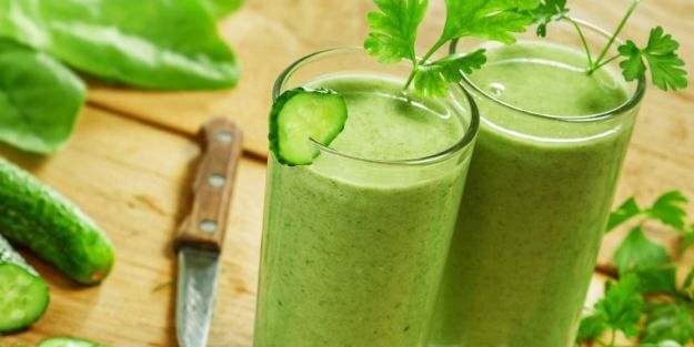 Safra kesesi taşı düşürmeye yardımcı olan 7 içecek!