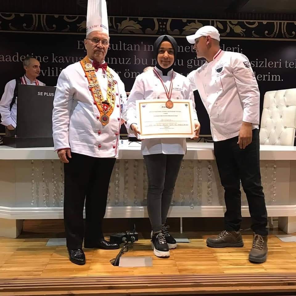 Safranbolulu öğrenciler bronz madalya ile döndü 