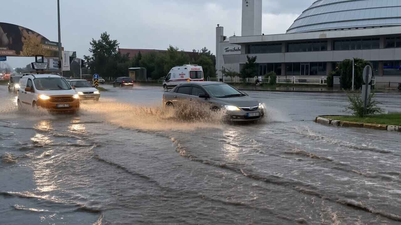 Sağanak Erzincan’ı vurdu!