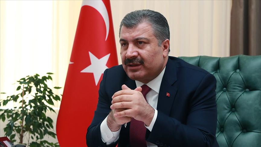 Sağlık Bakanı Koca: Pazar saat 11.00-15.00 arası parklar, sokaklar 65 yaş ve üstü büyüklerimizin