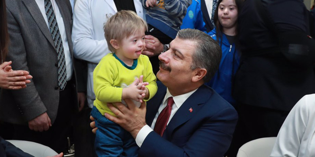 Fahrettin Koca'dan 'özel insan' paylaşımı