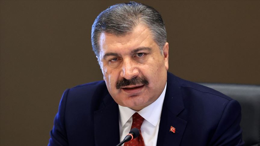 Sağlık Bakanı Koca'dan 'Biraz daha dayanalım' çağrısı