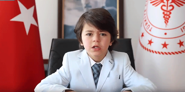 Sağlık Bakanı Koca'nın bir günlüğüne koltuğunu devrettiği çocuktan flaş çağrı
